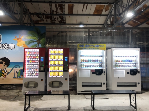 淡金路北基中油加油站